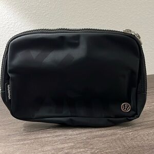 Lululemon Belt Bag - Dark Gray